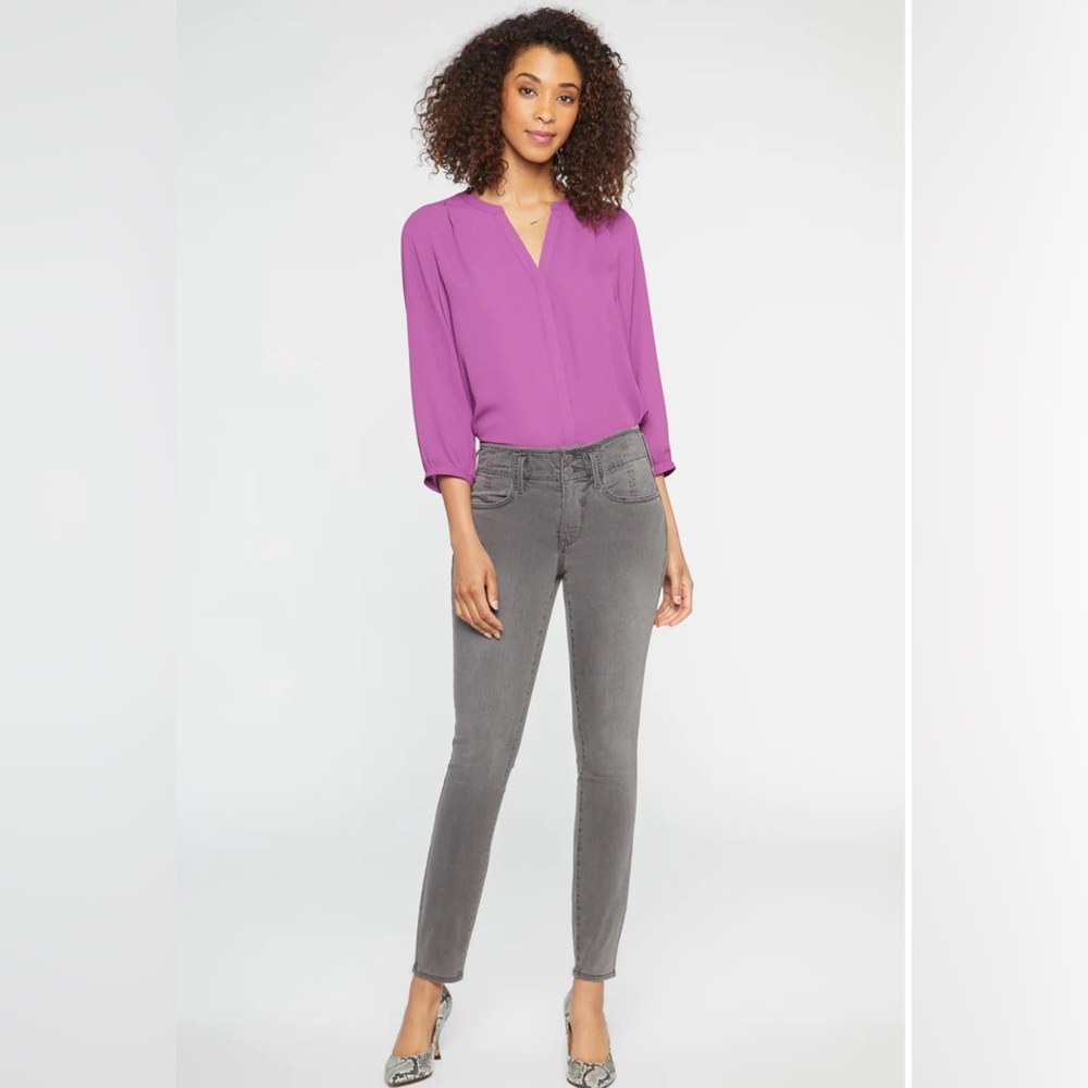 NYDJ’s Ami Skinny Jeans in Smokey Mountain color